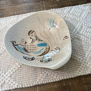 Red Wing Hand-Painted Veggie Decorative Bowl Speckled MCM